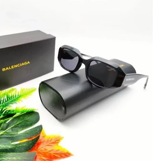 Gambar dari Kacamata Balenciaga 581037 Lensa Polarized